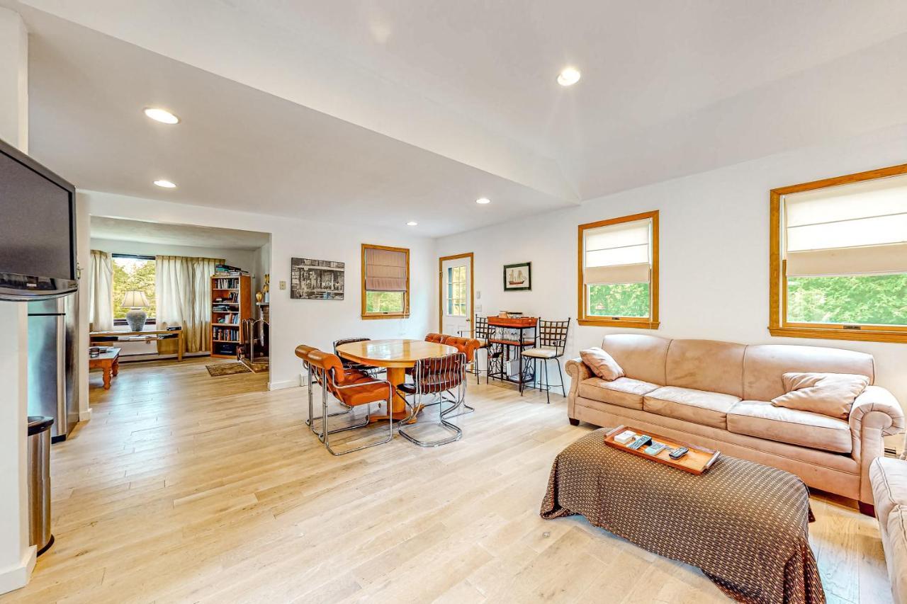 Lake Shore Living Falmouth Esterno foto